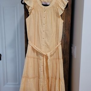 Gal meets glam Peggy